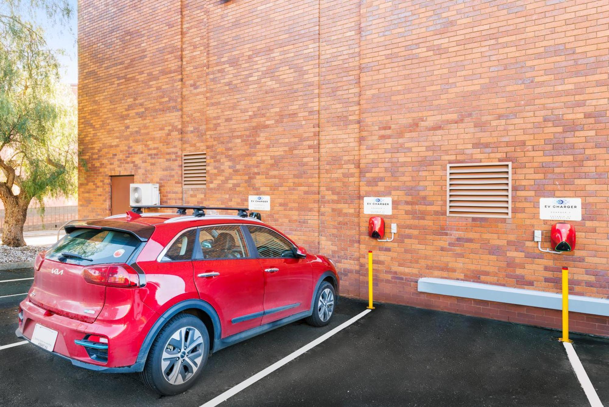 Best Western Plus Launceston Exterior photo