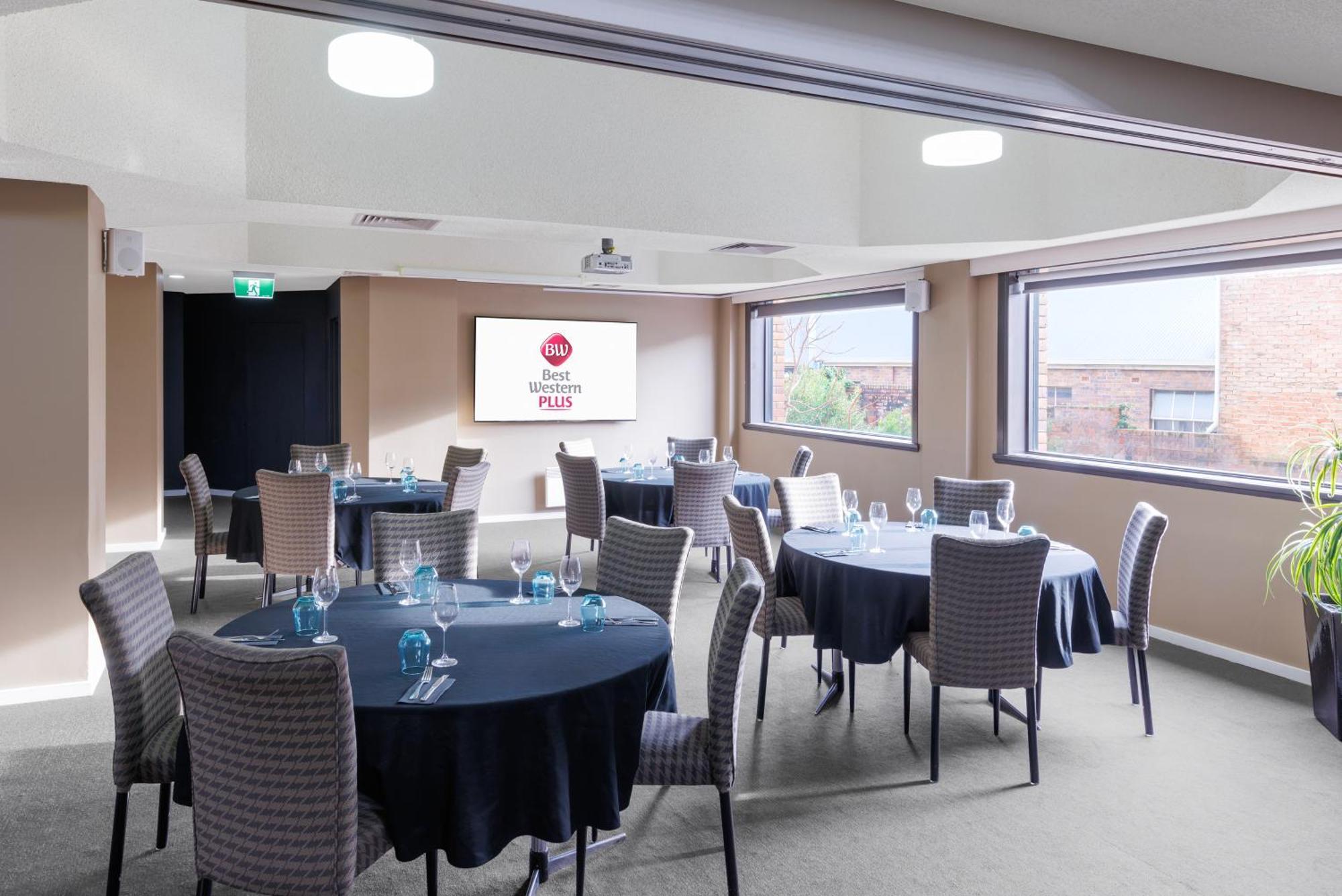 Best Western Plus Launceston Exterior photo